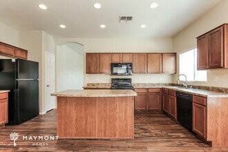 13932 N 146th Ct in Surprise, AZ - Building Photo - Building Photo