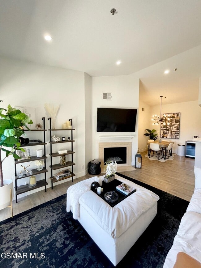 property at 675 Oak Run Trail