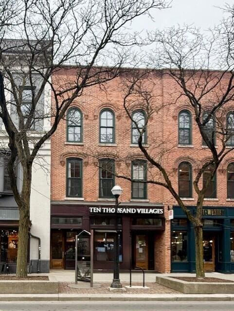 property at 303 S Main St