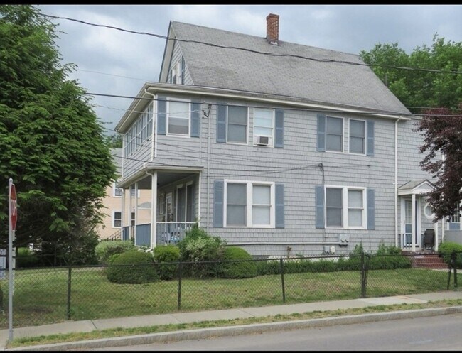 30 Sturtevant Ave-Unit -2 in Norwood, MA - Building Photo - Building Photo