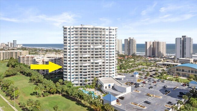 2 Oceans W Blvd in Daytona Beach Shores, FL - Building Photo - Building Photo