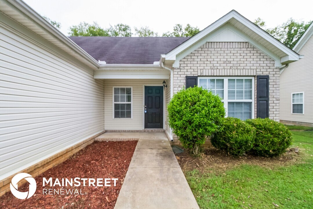 269 Neal Ave in Smyrna, TN - Building Photo