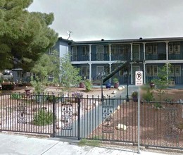 Evergreen Apartments in Las Vegas, NV - Building Photo - Building Photo