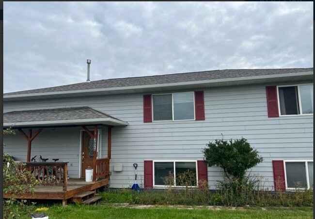 property at 302 10th St