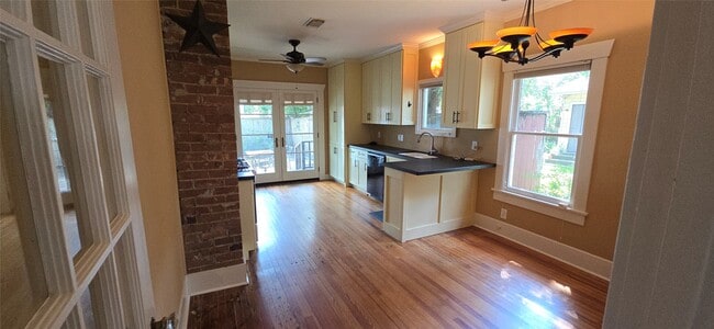 property at 700 Ridge St