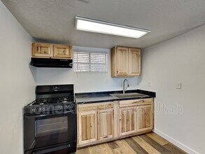 338 N 300 W in Salt Lake City, UT - Building Photo - Building Photo