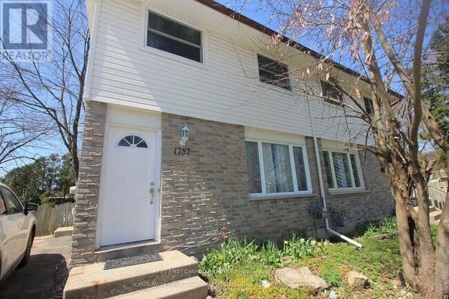 property at 1787 Aldersbrook Rd