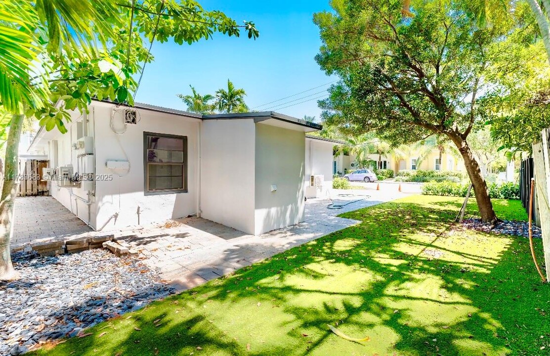 1615 NE 9th St in Fort Lauderdale, FL - Building Photo