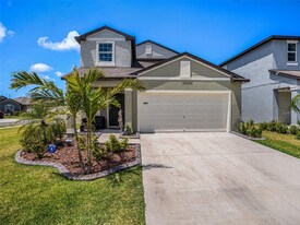 2870 Silver Scallop Lp in Wimauma, FL - Building Photo