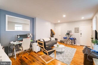 1116 Pine St in Philadelphia, PA - Building Photo - Building Photo