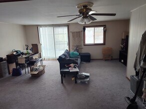 303 Barr Elms Ave, Unit #2 in Joliet, IL - Building Photo - Building Photo