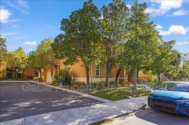 27210 Valderrama Dr in Stevenson Ranch, CA - Building Photo - Building Photo