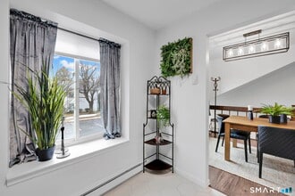 62 Candlewood Dr in South Windsor, CT - Building Photo - Building Photo