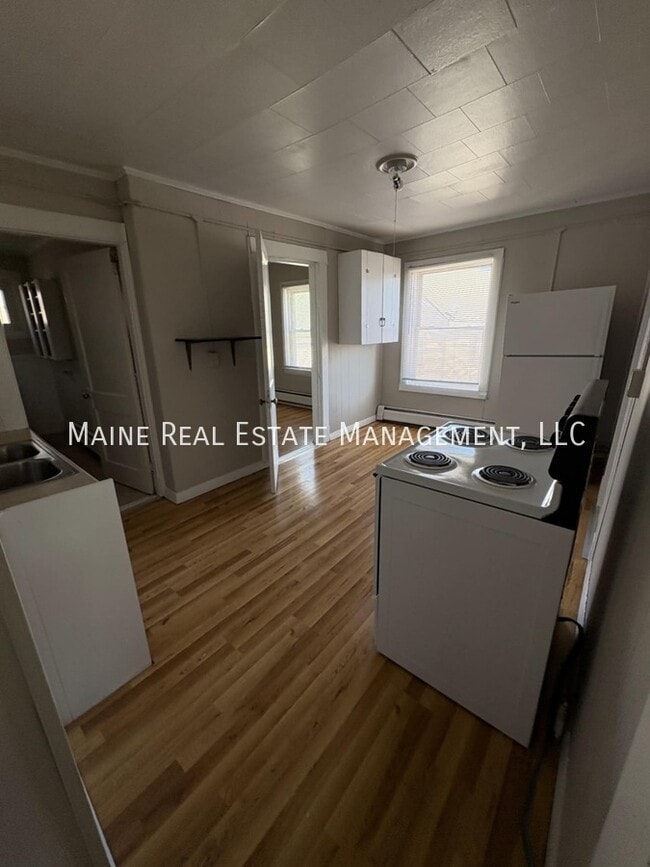 property at 124 York St