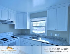 405 Adwood Ct in Newport News, VA - Building Photo - Building Photo