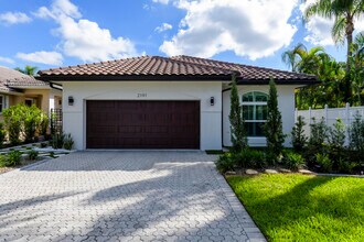 2191 Regents Blvd in West Palm Beach, FL - Building Photo - Building Photo