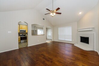 1108 Goldeneye Dr in Aubrey, TX - Building Photo - Building Photo
