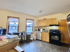 44 Orkney Rd, Unit 2 in Boston, MA - Building Photo - Building Photo
