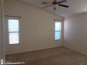 42203 W Michaels Dr in Maricopa, AZ - Building Photo - Building Photo