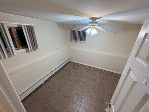 28 Clearview Dr, Unit 1 in Wyandanch, NY - Building Photo - Building Photo