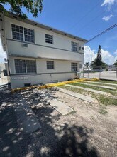 2210 NW N River Dr-Unit -2 in Miami, FL - Foto de edificio - Building Photo