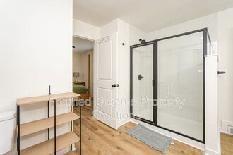 2422 Queen St in Winston-Salem, NC - Building Photo - Building Photo