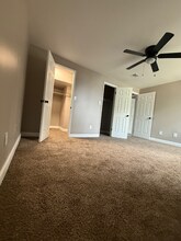 3341 Huntley Sq Dr in Temple Hills, MD - Building Photo - Building Photo