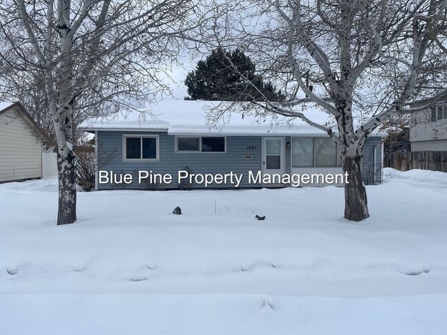 1487 Stanger Dr in Idaho Falls, ID - Foto de edificio - Building Photo