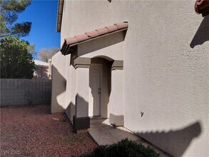 9617 Pine River Ln in Las Vegas, NV - Building Photo - Building Photo