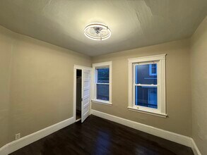 23 King Philip Rd, Unit 2 in Worcester, MA - Building Photo - Building Photo