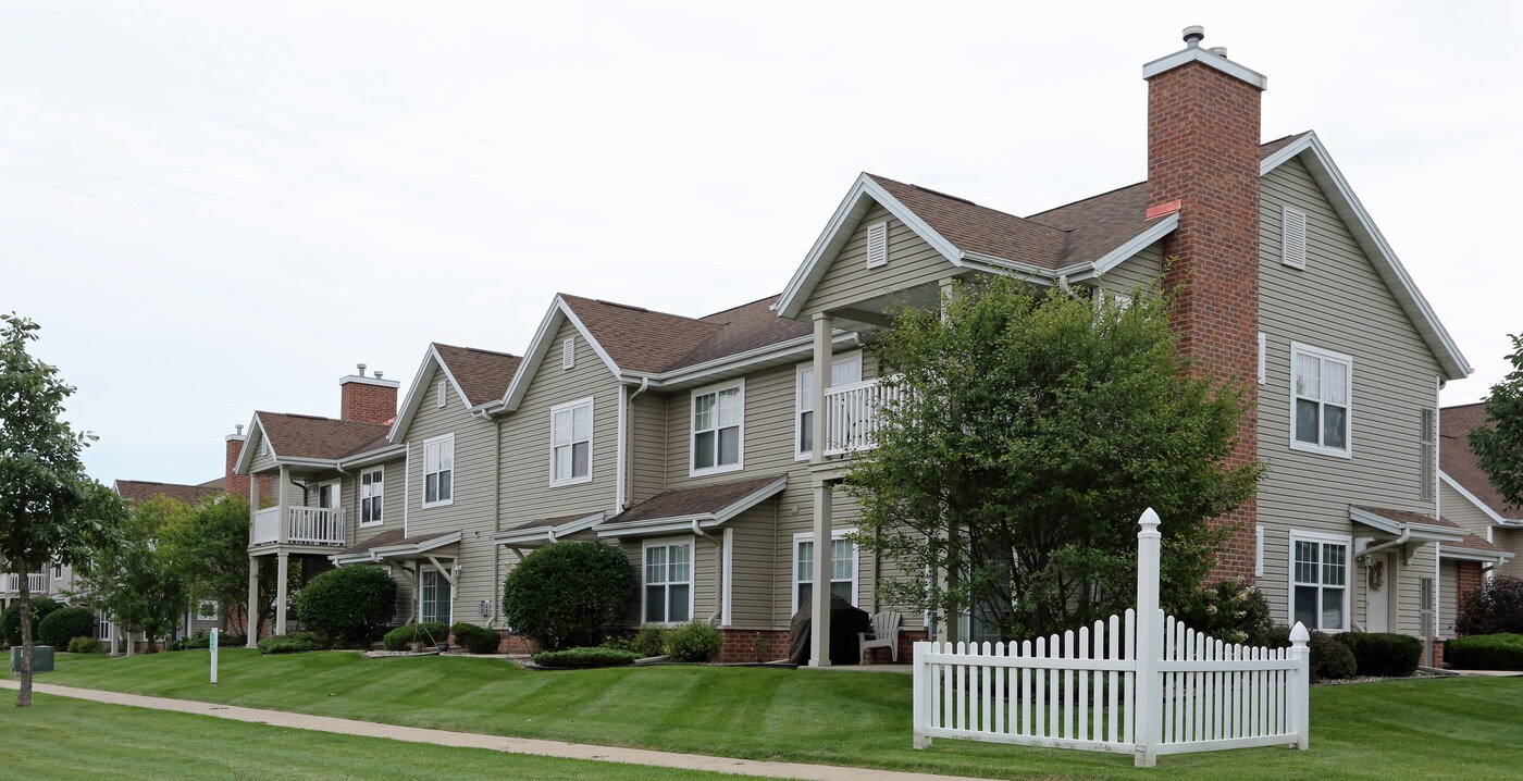 Prairie Oaks Apartments in Verona, WI - Foto de edificio