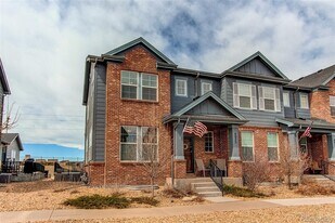 4925 S Algonquian Way in Aurora, CO - Building Photo