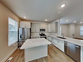 3461 Peebles Ct in Salt Lake City, UT - Building Photo - Building Photo