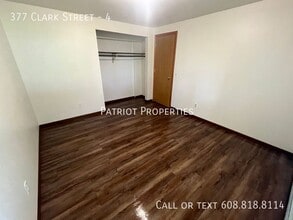 377 Clark St in Lodi, WI - Building Photo - Building Photo