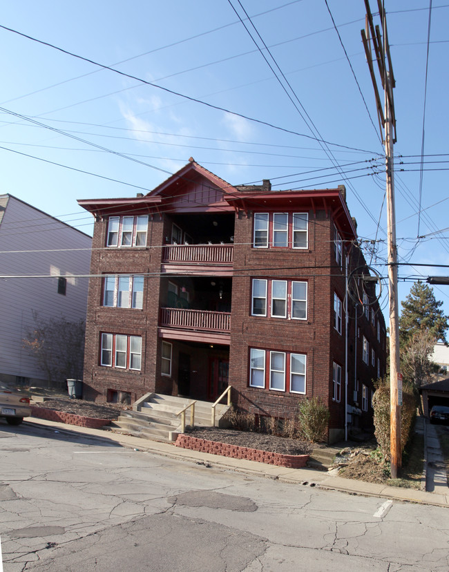 1205-1207 Illinois Ave in Pittsburgh, PA - Building Photo - Building Photo