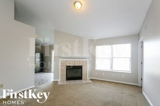 5922 Brookville Lake Dr in Indianapolis, IN - Building Photo - Building Photo