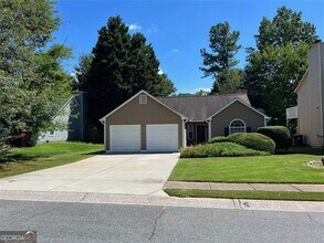 2717 Lake Park Ridge W in Acworth, GA - Building Photo - Building Photo