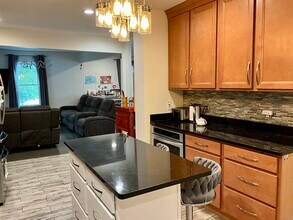 25 Winter St in Saugus, MA - Building Photo - Building Photo