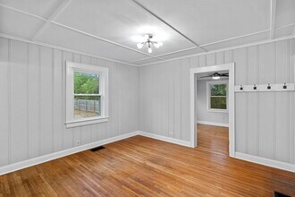 2101 Mandarin Blvd in Charlotte, NC - Building Photo - Building Photo