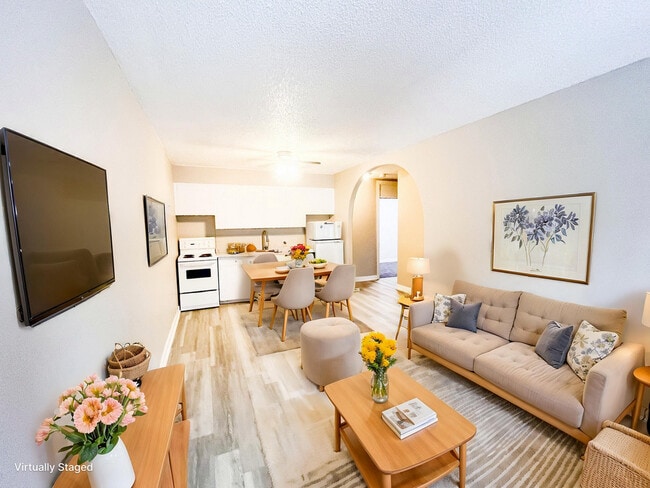 Victoria Apartments in Regina, SK - Building Photo - Building Photo