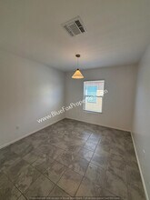 98 E Mnr Vw Rd in Tucson, AZ - Building Photo - Building Photo
