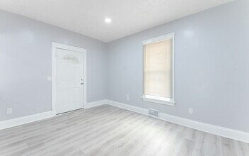 3317 Virginia Ave in Cleveland, OH - Building Photo - Building Photo