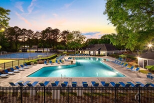 Ivy Commons in Marietta, GA - Building Photo