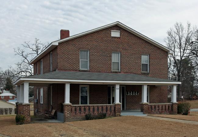 426 S Beaumont Ave in Burlington, NC - Foto de edificio - Building Photo