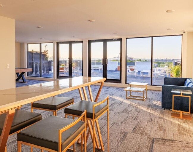 671 Ave E in Bayonne, NJ - Building Photo - Building Photo