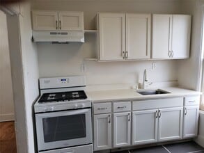 44 Benkard Ave in Newburgh, NY - Building Photo - Building Photo