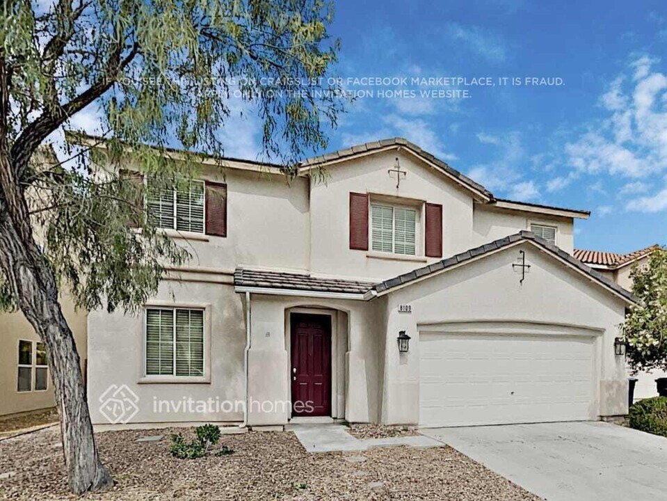8109 Mustang Hill Ct in Las Vegas, NV - Foto de edificio