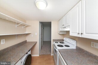 159 Oberlin Terrace-Unit -17-AA in Lansdale, PA - Building Photo - Building Photo