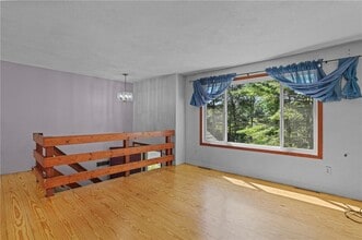 125 Lewis Farm Rd in Coventry, RI - Building Photo - Building Photo