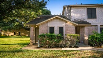 1911 Country Village Blvd in Humble, TX - Building Photo